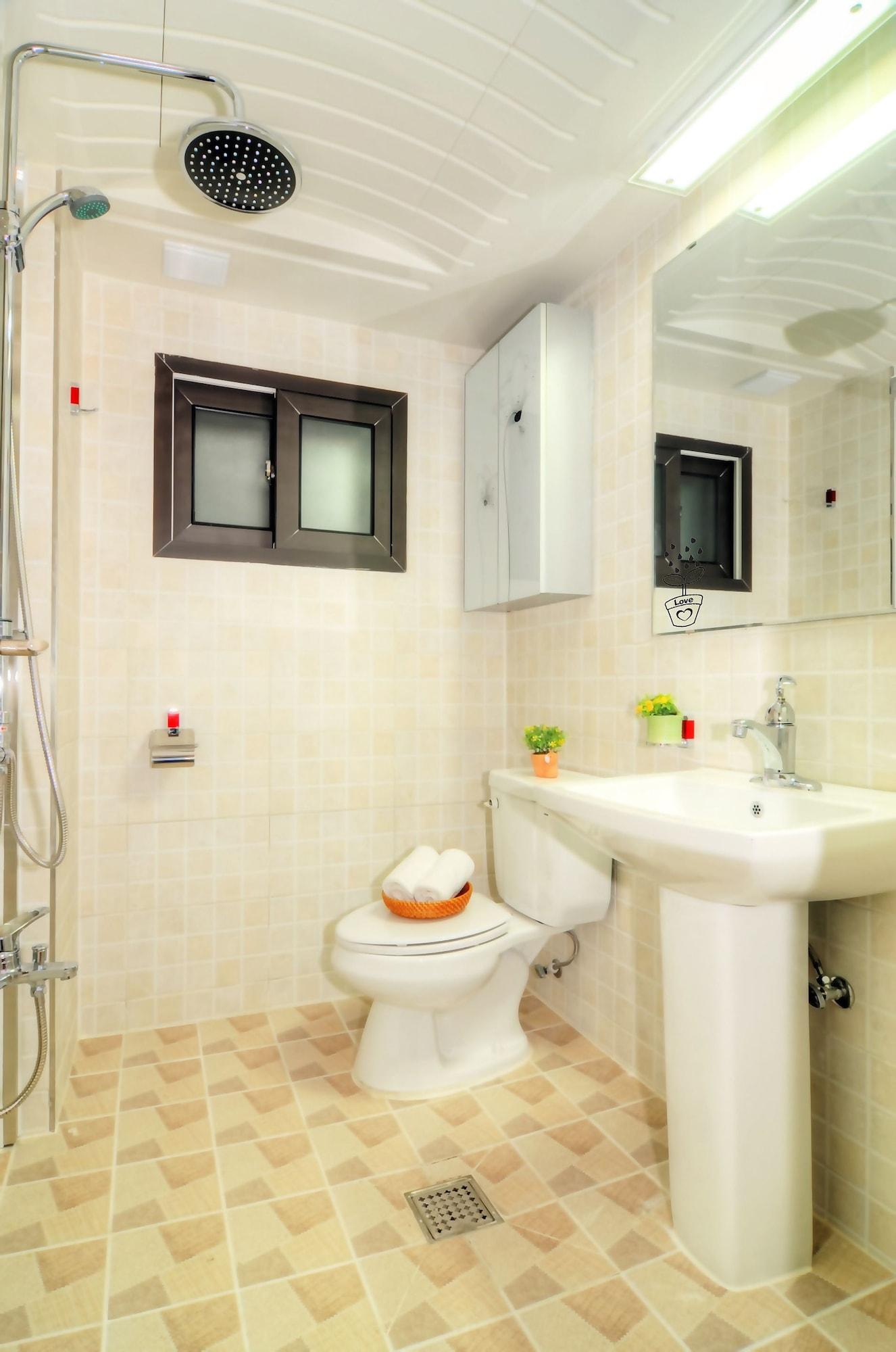 Hostel Kw Sinsa Seoul Exterior photo